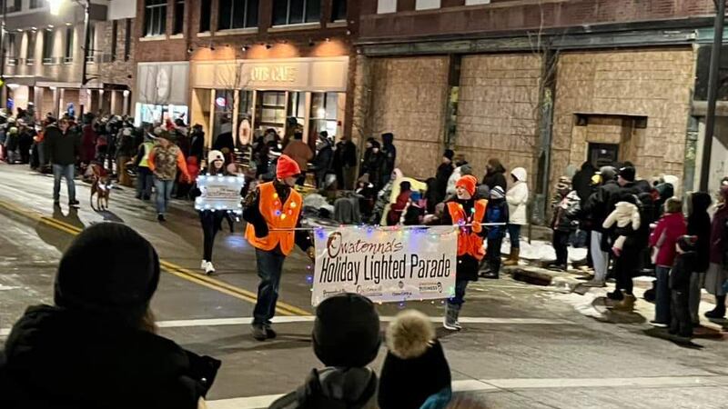 The Christmas spirit was a glow in Owatonna this week.