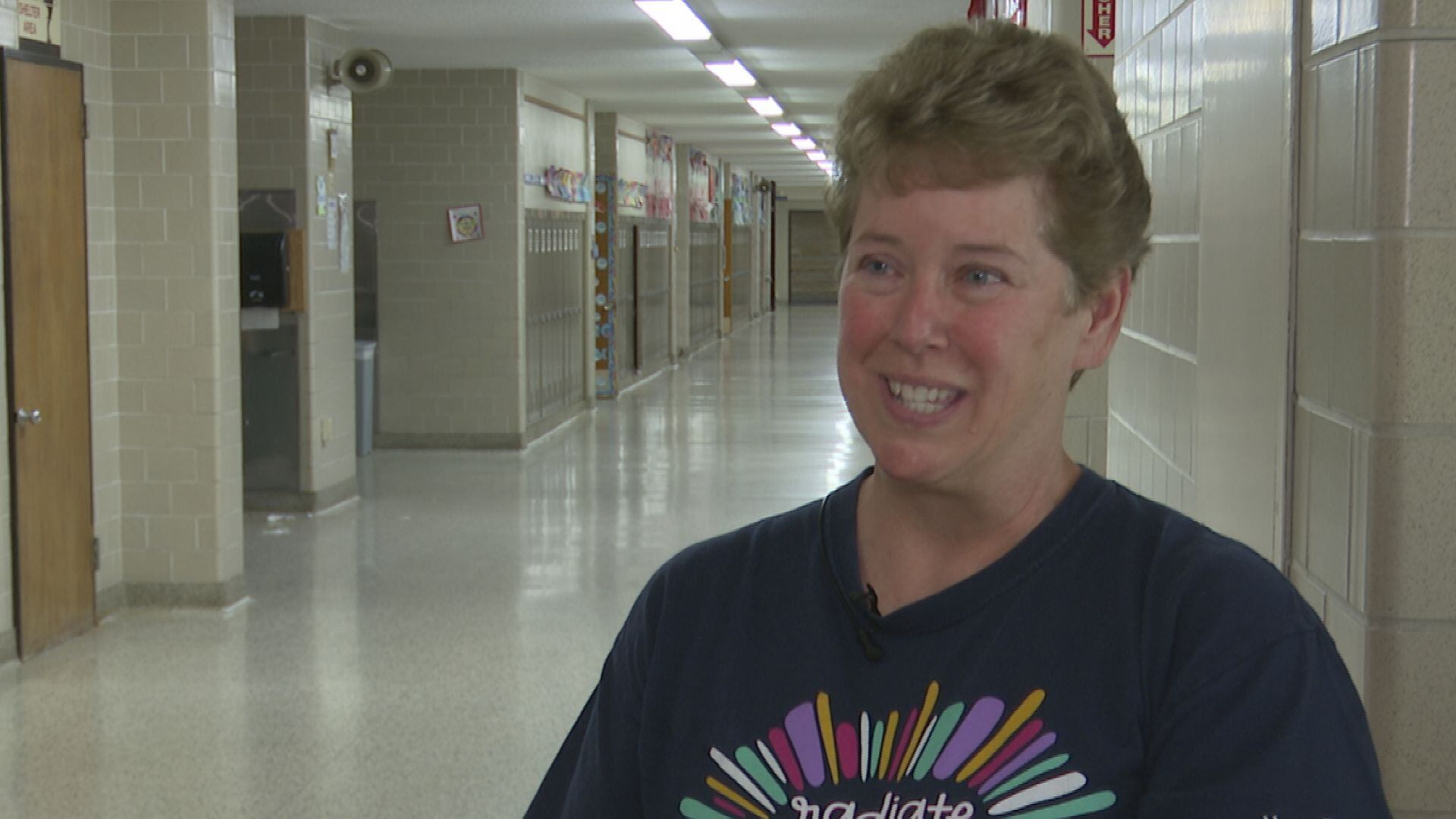 Golden Apple Award - Monroe Elementary's Darci Pendergast - Vimarsana News